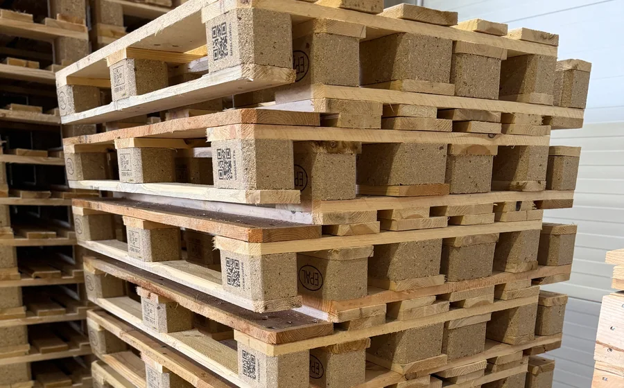 EURO pallets nested