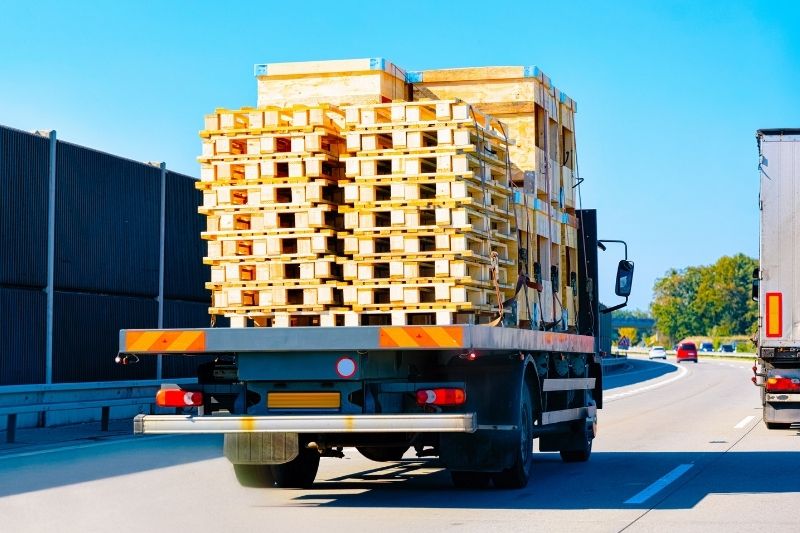 Kompleksowa_obsługa_transport_palet