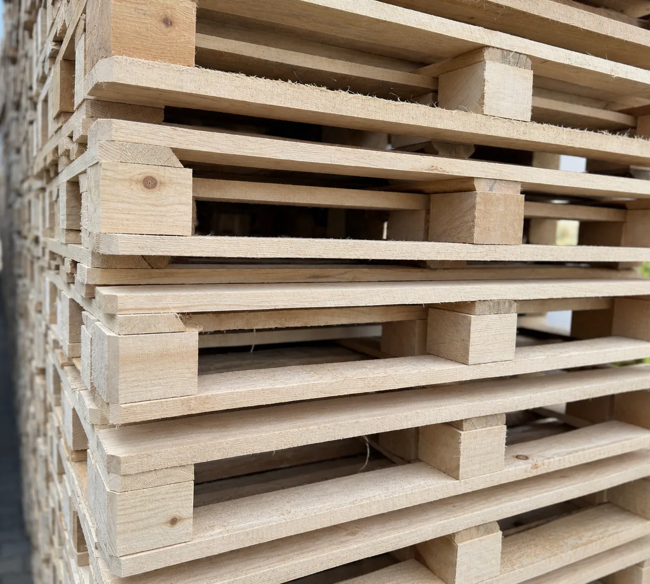 1200 × 800 pallet (new, heavy)