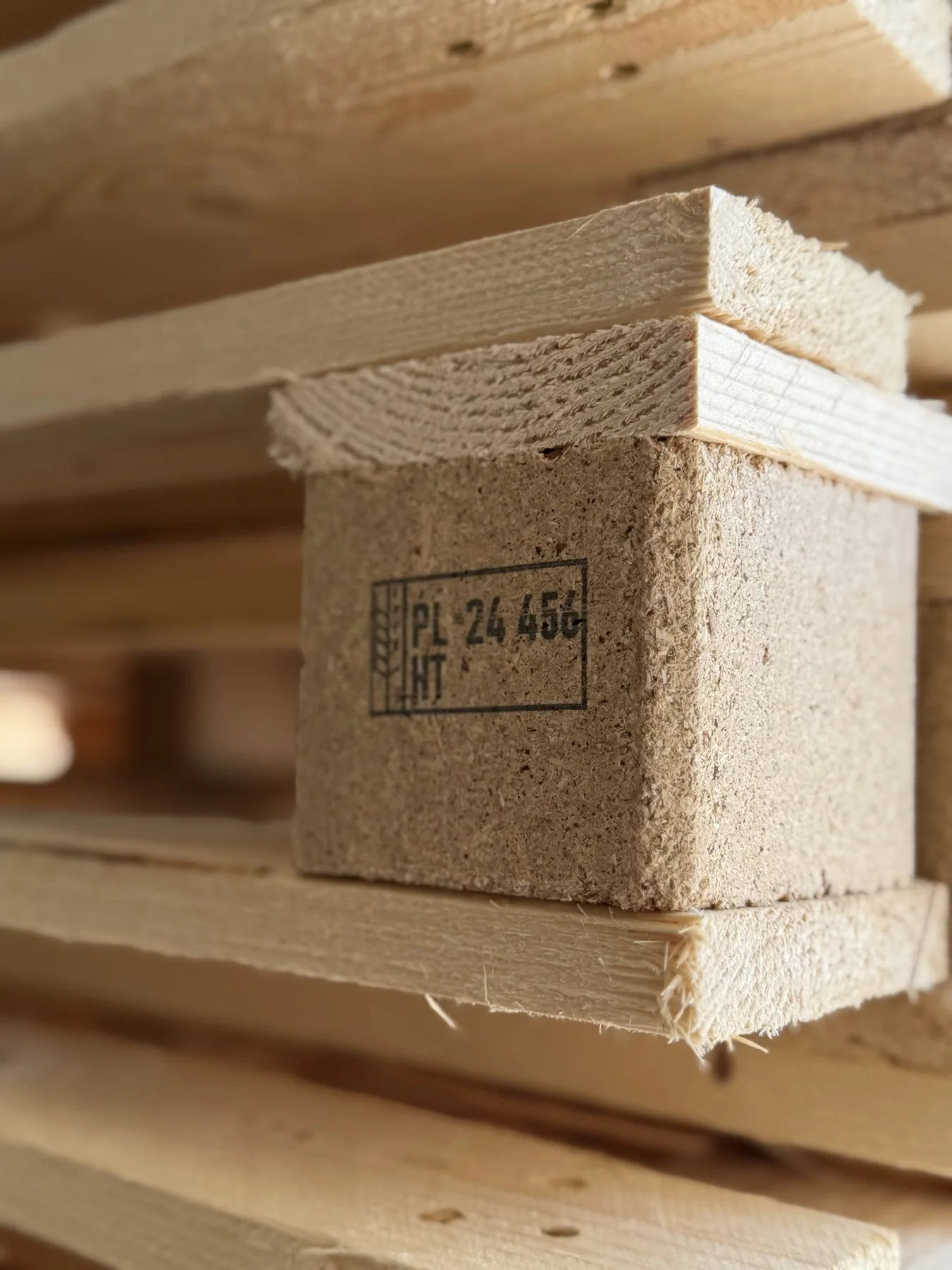 HGV IPPC PL-24 456 HT mark on a pallet block